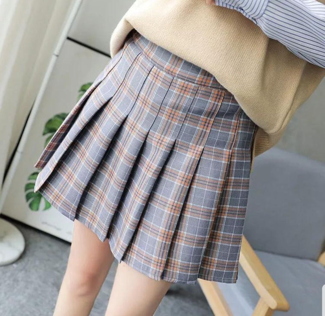 High Half Short Skirt